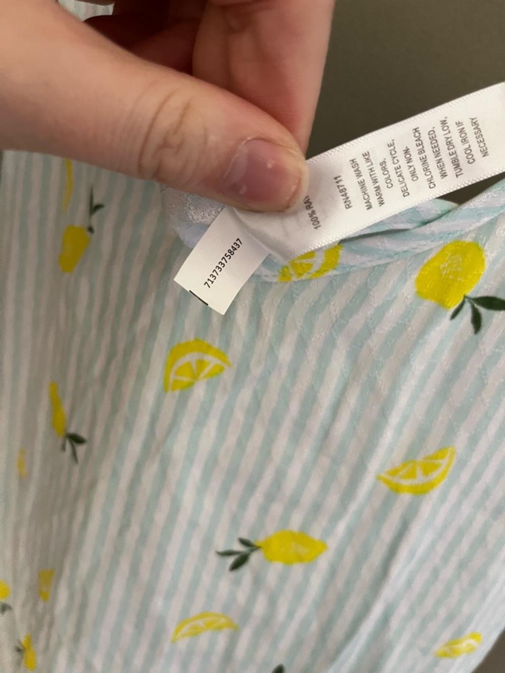 NWT Yellow Lemon Print Striped V-Neck Spaghetti Strap Top Adjustable Straps XL - Picture 8 of 10